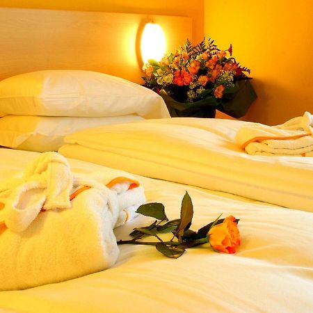 Hotel Cepina Albergo Incantato ヴァルディソット エクステリア 写真